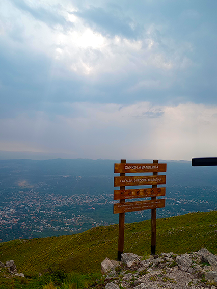 trekking cima cerro la banderita